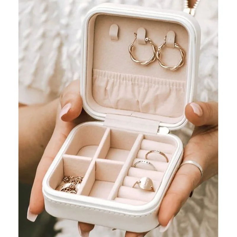 Kotak Perhiasan Huruf Ungu Had - Travel Jewellery & Accessories Organiser ulasan dan harga