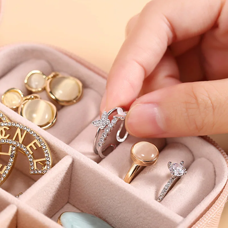 Kotak Perhiasan Huruf Ungu Had - Travel Jewellery & Accessories Organiser ulasan dan harga